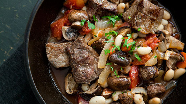 The Quik Cook! Beef Stew with Mushrooms and White Beans