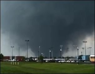 High Definition  Video Of Tornado in Moore Oklahoma