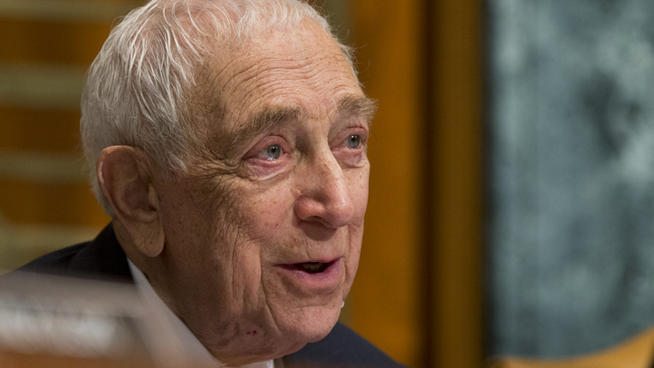 Senator Frank Lautenberg Dies at 89