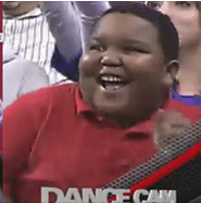 Fan, Usher Have Hilarious ‘Dance-Off’ At Knicks, Pistons Game [VIDEO]