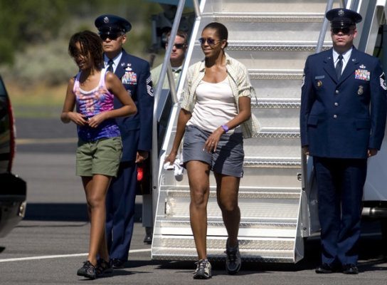 Michelle Obama Tells Of Her Biggest Fashion Mistake – Wearing Short Pants