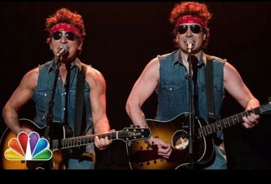 Bruce Springsteen and Jimmy Fallon’s Song to Chris Christie – Video