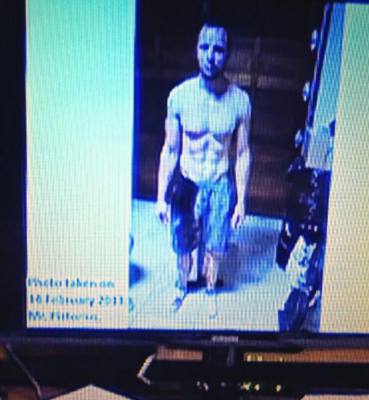 Photo of Oscar Pistorius Covered in Blood Was Shown in Court