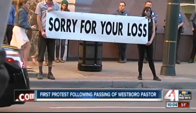 Peaceful Counter Protesters Confuses Westboro Protesters