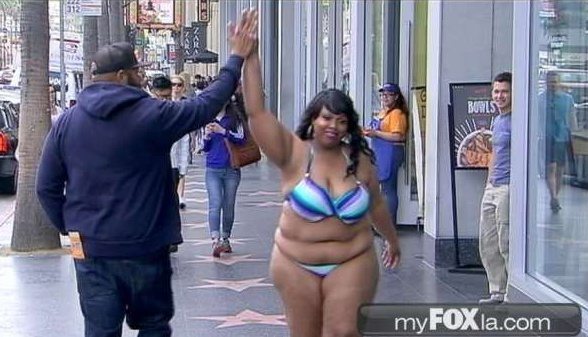“Love The Skin You’re In” – Plus Size Woman Shows Off Her Curves on Hollywood Blvd