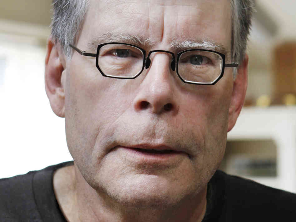 Stephen King Is Angry With The Teaparty – Look At His Twitter Feed