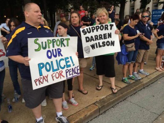 And Now This – White People Supporting Darren Wilson – PIC