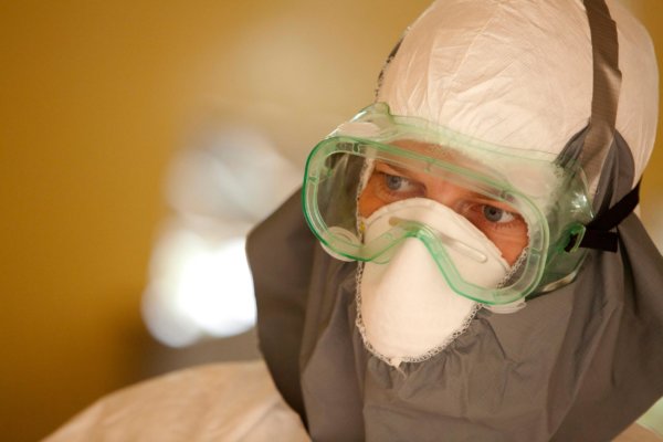 NBC Cameraman Contracts Ebola in Liberia West Africa