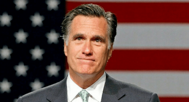 Mitt Romney Signs Voter Registration Form as an ‘Independent’