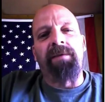 This Freedom Loving “Patriot” is Taking his Obama Hate to A New Level – Video