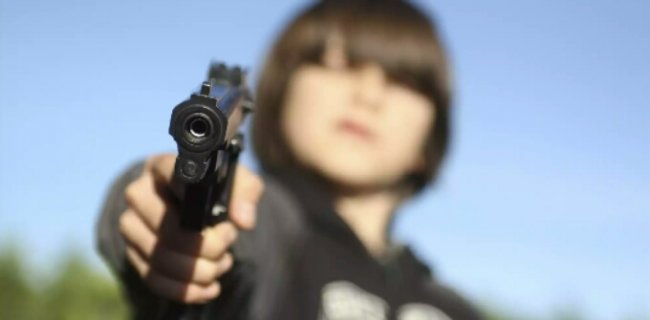 Shooting – 9 Year Old Shoots Her 8 Year Old Brother in The Head