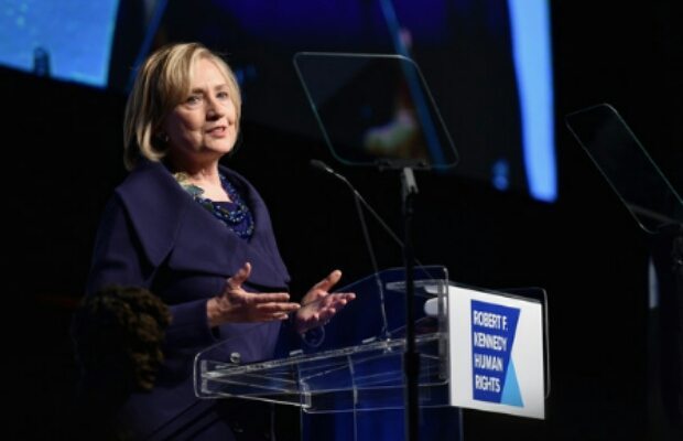 Hillary Clinton – “Yes, black lives matter”