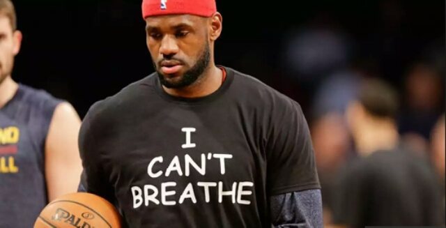 President Obama Praises LeBron James for Wearing “I Can’t Breathe” T-Shirt
