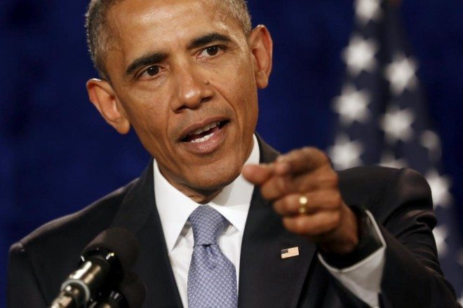 U.S. President Barack Obama delivers remarks at an Organizing for Action summit in Washington April 23, 2015.  REUTERS/Jonathan Ernst