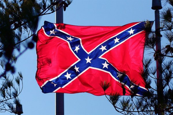 No Joke – Florida County Votes to Put Confederate Flag Back Up – Video