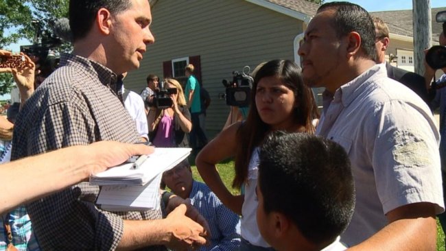 Immigrant Family Confronts Scott Walker – Like Talking to a Wall – Video