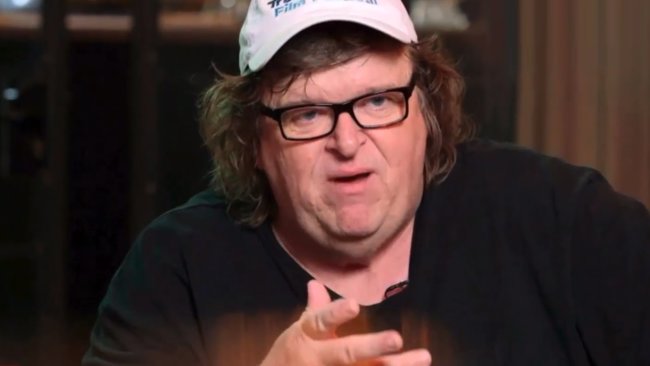 Michael Moore Defends Quentin Tarantino – Cops “Are Trying to Chop” His Head Off