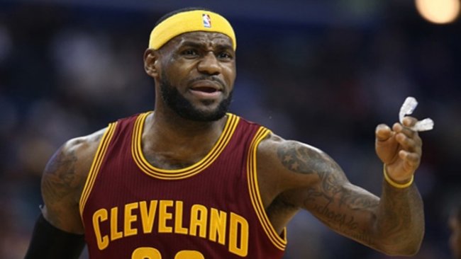 LOL. LeBron James Unexpectedly Caught Fan Calling Him a Cry Baby – Video
