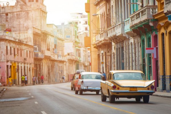 Commercial Flights to Cuba Could Start in 2016