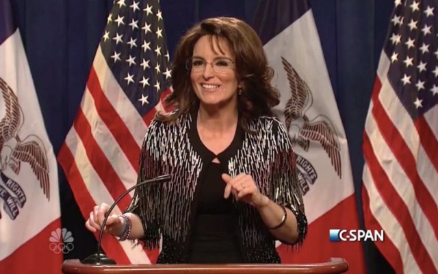 Tina Fey Makes Her Cock-a-Hoop Return on SNL as Sarah Palin – Video