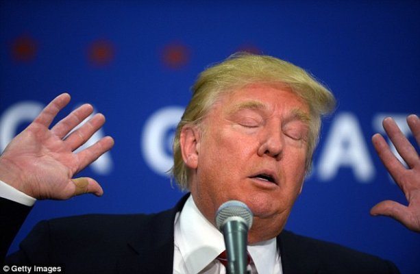 How Donald Trump Spells Lying – “LYEN” – Video