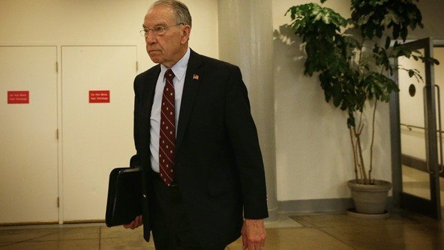 Poll – GOP Chuck Grassley Fighting for his Political Life