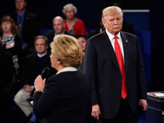 Donald Trump Demonstrates The 5 Profiles of a Stalker in Townhall Debate – PIC