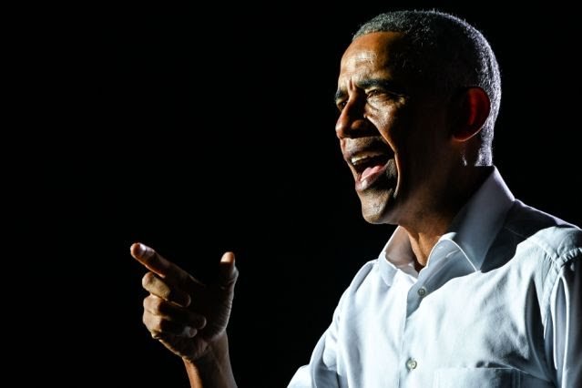 Barack Obama “troubled” that Republicans continue “humouring” Trump